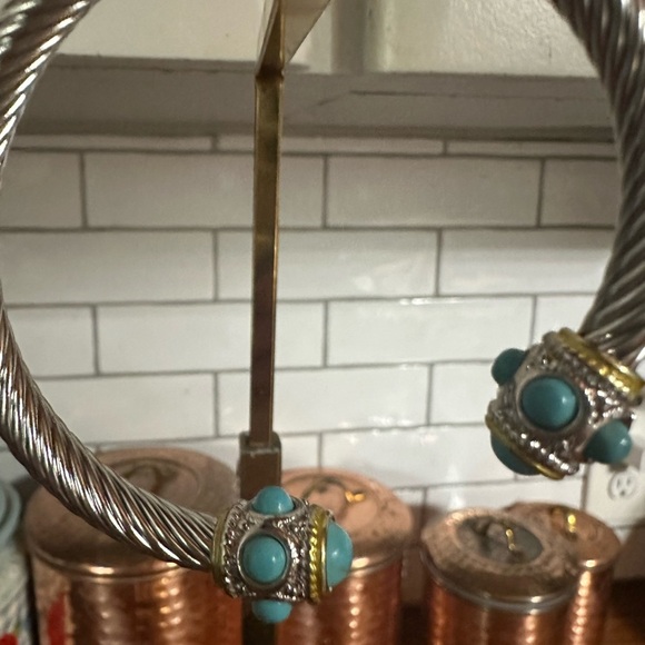 Silver and Blue Gemstone Cuff Bracelet - Picture 2 of 4